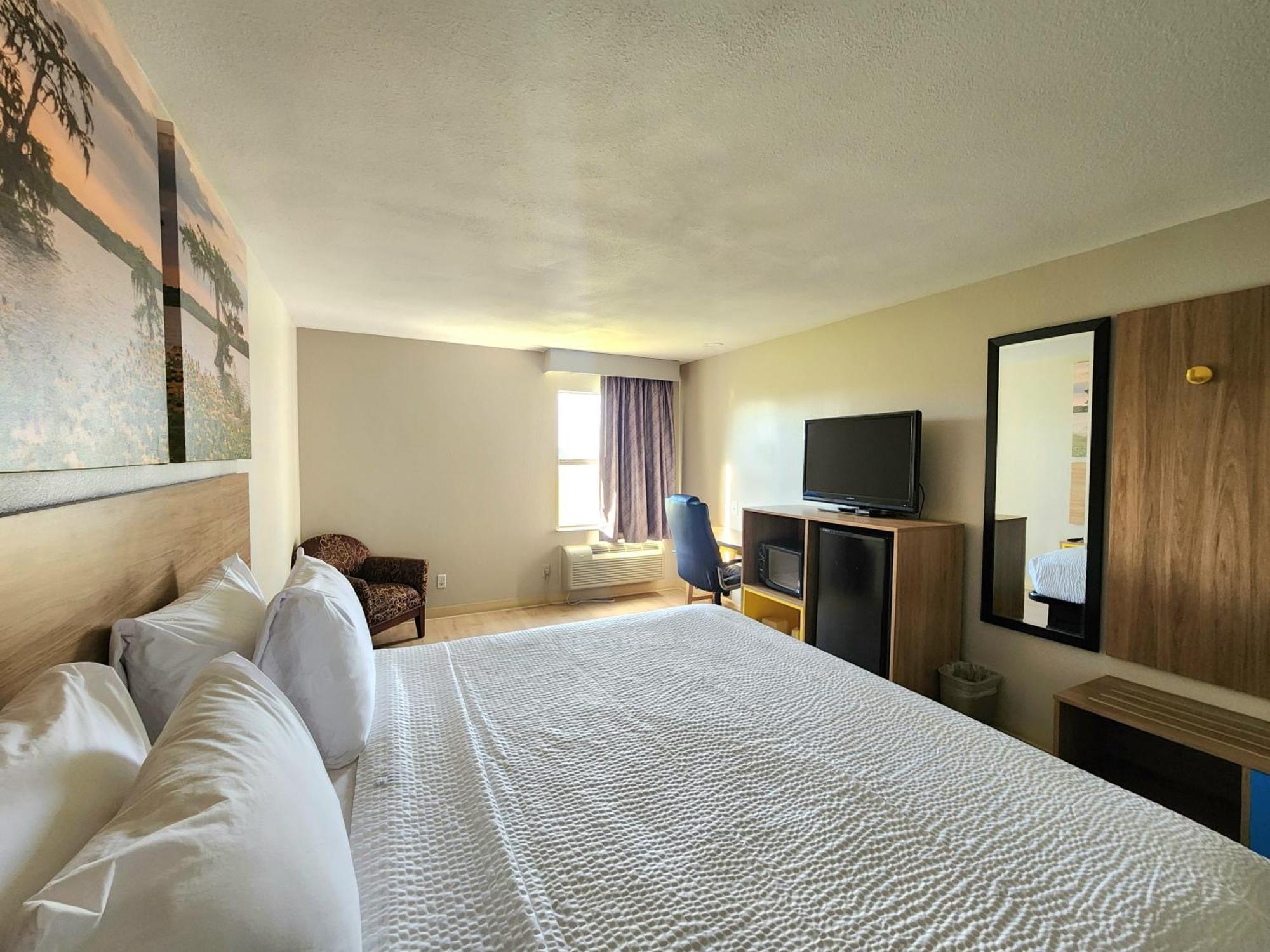 Days Inn By Wyndham Lafayette Scott Extérieur photo